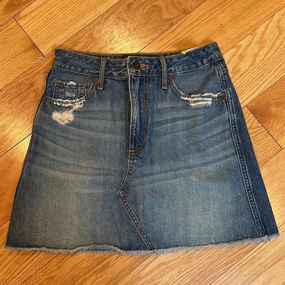 Abercrombie & Fitch denim mink skirt - Picture 1 of 9